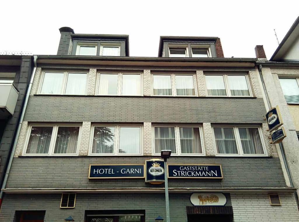 Hotel Yans Oberhausen  Szoba fotó