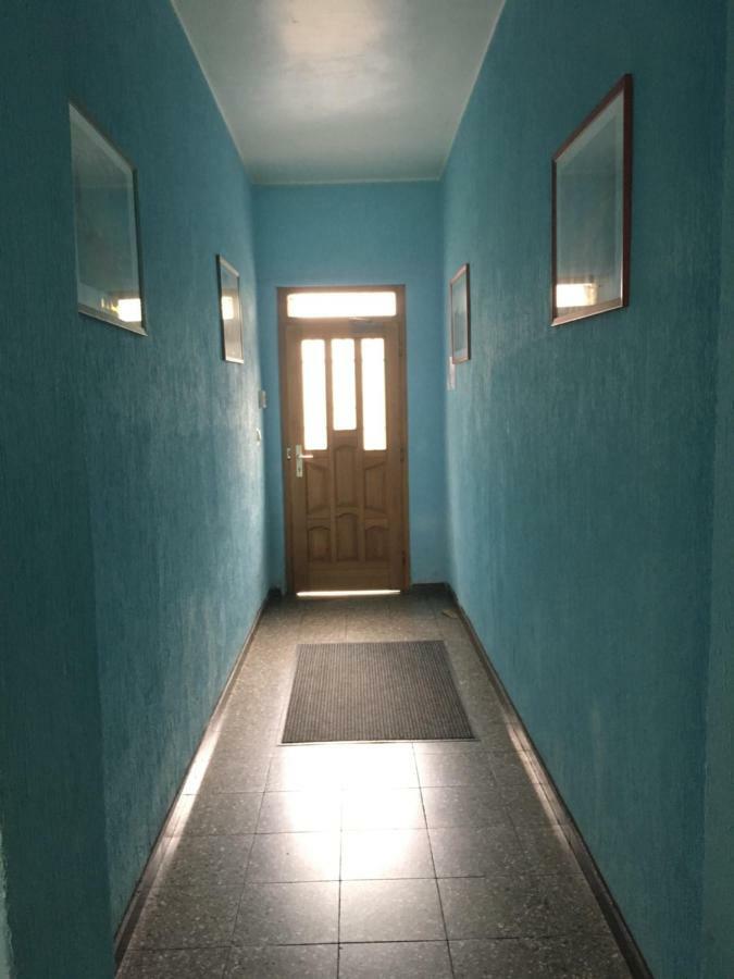 Hotel Yans Oberhausen  Kültér fotó